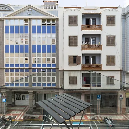 By Playa De Canteras Holiday home *
