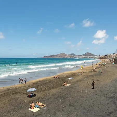 By Playa De Canteras * Las Palmas / Gran Canaria